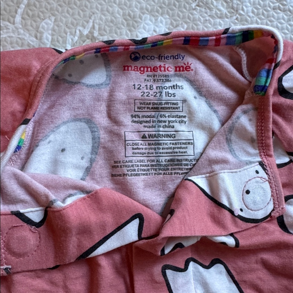 Magnetic Me - Magnetic Convertible Coverall - Picture 4 of 6